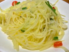 酸辣土豆丝-0574龙虾的故事(东裕店)