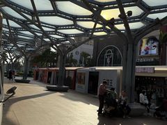 -观澜湖新城运动奥莱区