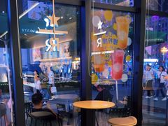 -星巴克臻选(威海威高广场店)