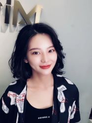 -Miracle集简美发沙龙