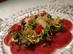 腌制生牛肉片配帕尔马芝士-牛排家(北京王府井澳门中心店)
