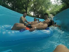 -热带风暴水上乐园