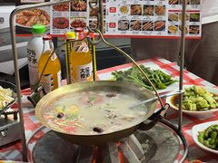 -江湖亮亮蒸虾大排档烤全羊清真(武汉总店)