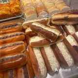 男朋友带我来的！说是北京蕞好吃的面包！