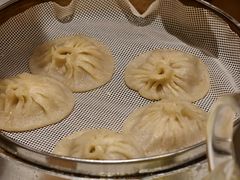 开封灌汤小笼包-梅利汴京烤鸭•开封豫菜地标店(东大街店)