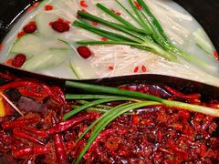 -周小明火锅(黑金冠社区店)