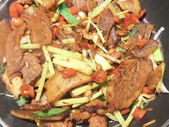 -黄泥岗·地道湖北菜(奥特莱斯店)