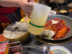 -沸炉重庆老火锅(军事博物馆店)