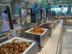 自助取餐区-绿岛港轩海鲜烤肉涮锅自助餐厅