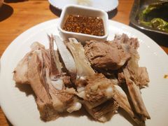 手抓羊肉-疆里疆外·和田烤肉·清真