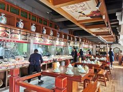 -六合居·明厨亮灶餐厅(成双大道店)