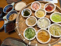 -包整·丝娃娃(一览甲秀楼风景店)