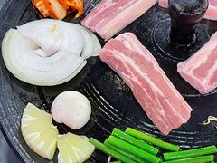 -豚豚家돈돈가韩国锅盖烤肉(新北万达店)