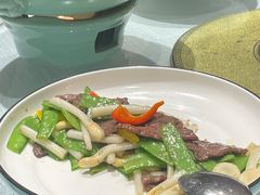 -深圳富苑皇冠假日套房酒店