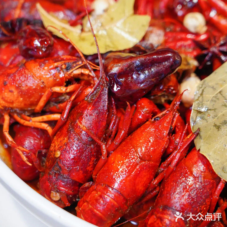 🦞 魔都探店|38层高空餐厅畅吃小龙虾!