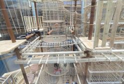 -PIPIKINGDOM皮皮王国欢乐号(欢乐海岸购物中心店)