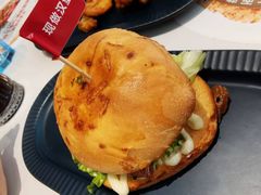 -必胜客(安盛金马店)