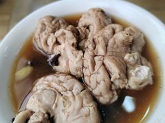 -金卯白肉罩火烧