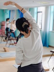 -爱尔乐美孕产瑜伽·普拉提