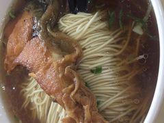 -老西白点心店