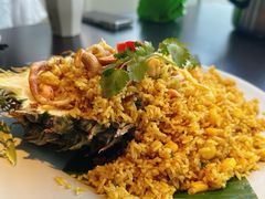 -大头虾越式风味餐厅(光明广场店)