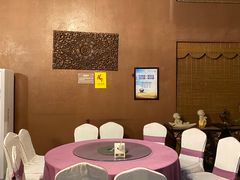 -昆明朗威酒店(昆明站火车站双桥夜市风情街店)