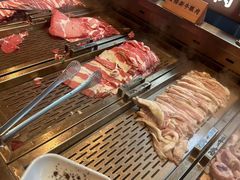 -黑金·寻焰自助百汇·烤肉·火锅(中街店)