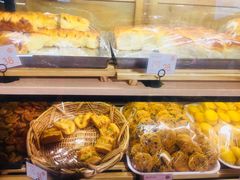 -昆明冠生园·蛋糕·面包(南强街店)