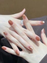 -Fanni美甲美睫皮肤管理