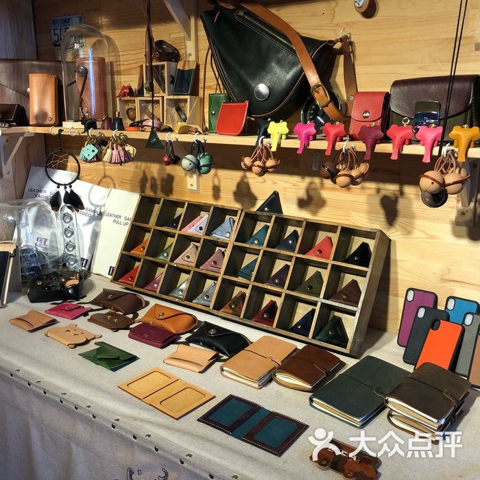 our custom手工皮艺皮具工作室