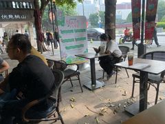 露天位-满记甜品(岭南新天地店)