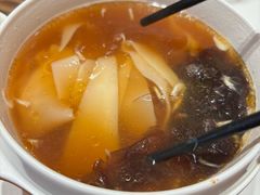 -梅利汴京烤鸭•开封豫菜地标店(东大街店)