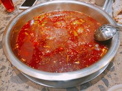 -肖肖酸萝卜鱼火锅(总店)
