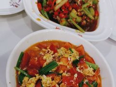 -独一佳老胡湘菜馆(矿山路店)