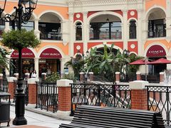 -佛罗伦萨小镇广佛名品奥特莱斯(疏港路店)