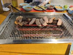 火山石烤肠-蚝英雄鲜蚝自助专门店(长楹天街直营店)