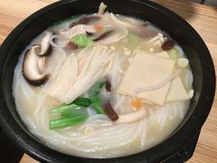-云味馆过桥米线(皇庭广场店)