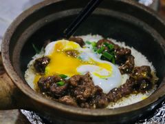 窝蛋牛肉煲仔饭-红星光发煲仔饭(大石街店)