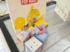 -泡泡玛特POPMART(上海环球港店)