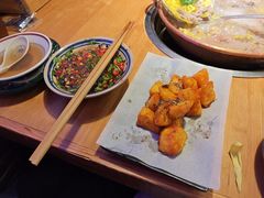 -洱火云南酸菜牛肉火锅(石景山当代商城店)