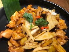 -雀舞云南菜(乐客城店)