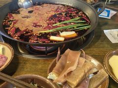 -黄潇洒老火锅(九眼桥宏济巷店)