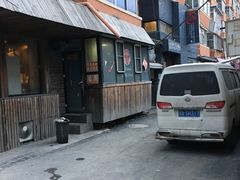 -HIGH FIVE哈福手工汉堡(桂林路店)