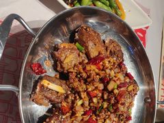 -肥肥虾庄·金牌油焖大虾(汉街SKP店)