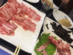 -楼外楼大刀肉传统火锅居(幸福街店)
