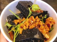 -黑色经典臭豆腐·湖南特产(坡子街店)