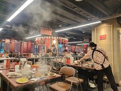 -四囍码头海鲜烧烤自助火锅(外滩南京东路悦荟广场店)