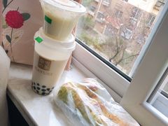 -奈雪的茶(青岛卓悦里INTOWN店)