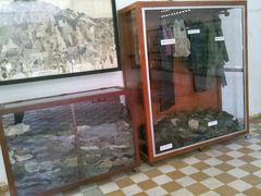 -吐斯廉屠杀博物馆