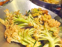 -卢大鲜鱼头捞饭(美利广场店)